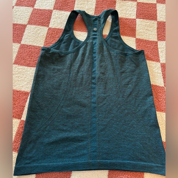 Lululemon Swiftly Tank - Picture 2 of 4
